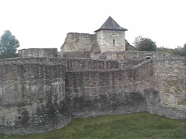 castle2.jpg